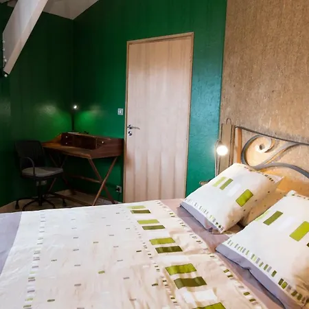 Homgaia D'hotes לינה וארוחת בוקר 3*